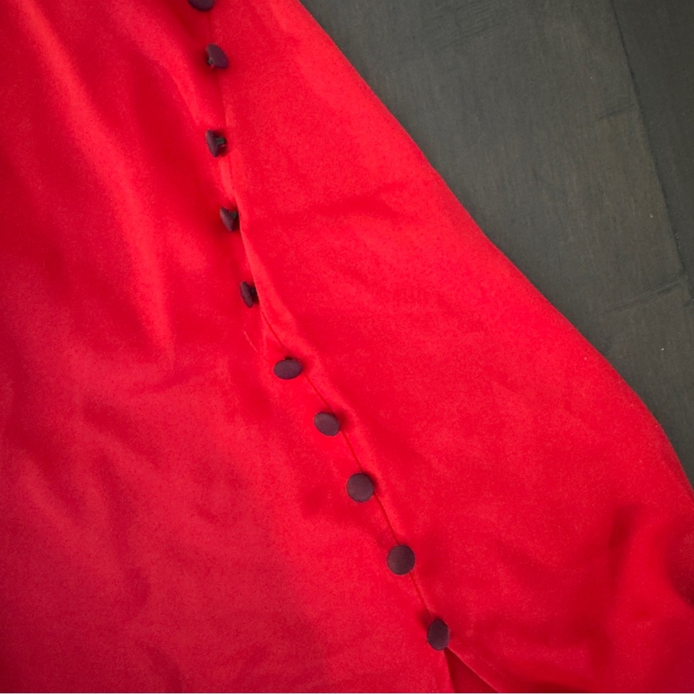 Maeve | Short-Sleeve Cowl-Neck Slip Midi Dress - Picture 5 of 6